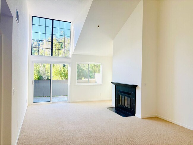 Building Photo - 258 Sandpiper Ct