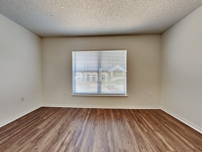 Building Photo - 8846 Shindler Crossing Drive