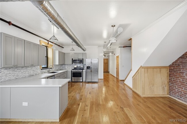 Building Photo - 110 Genesee St