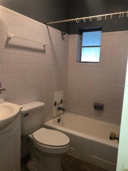 Building Photo - 2201 S Park Ave