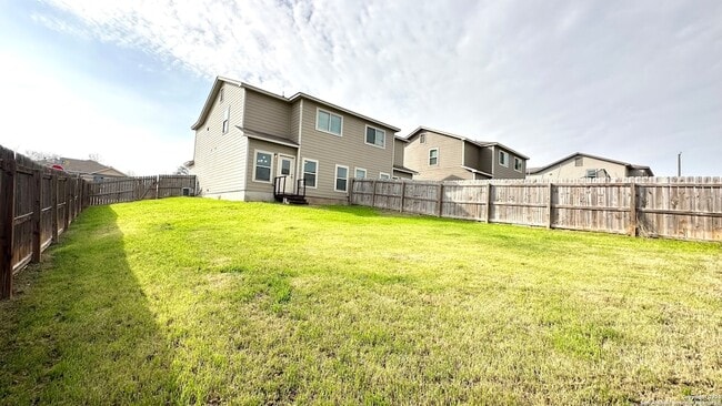 Building Photo - 8713 Pensive Dr