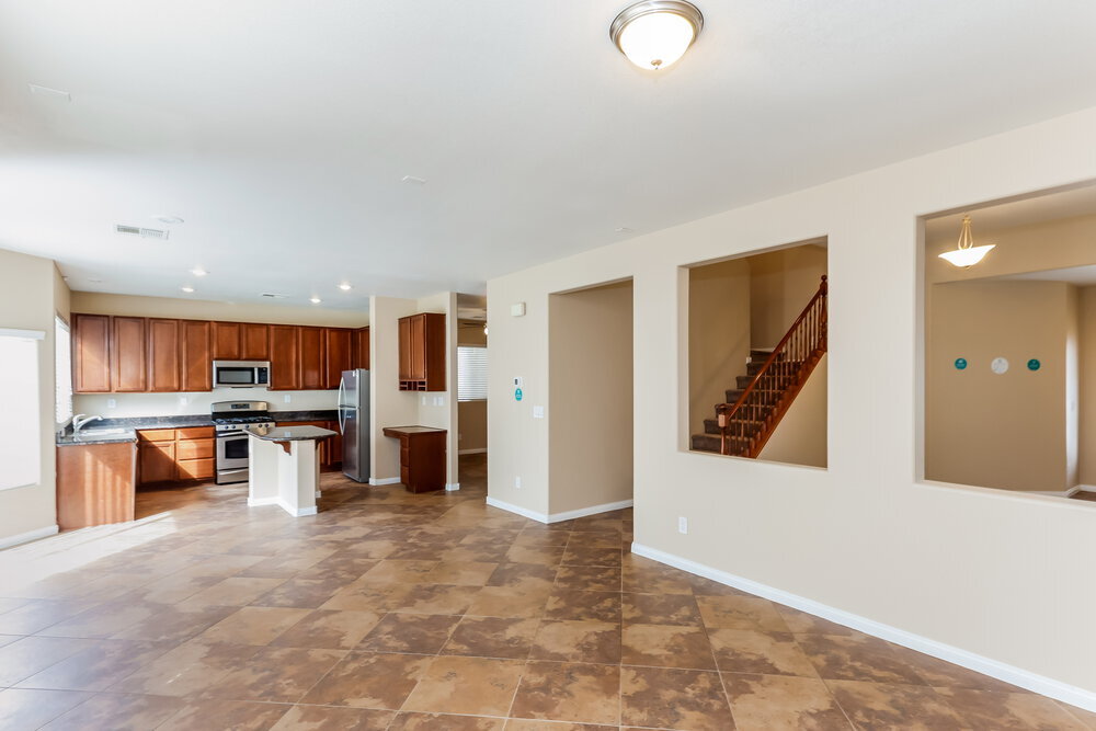 Building Photo - 9155 Dutch Oven Ct