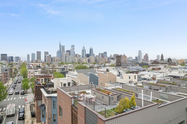 Building Photo - 2109 League St