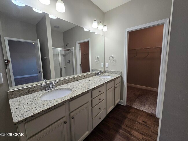 Building Photo - 108 Redfish Way