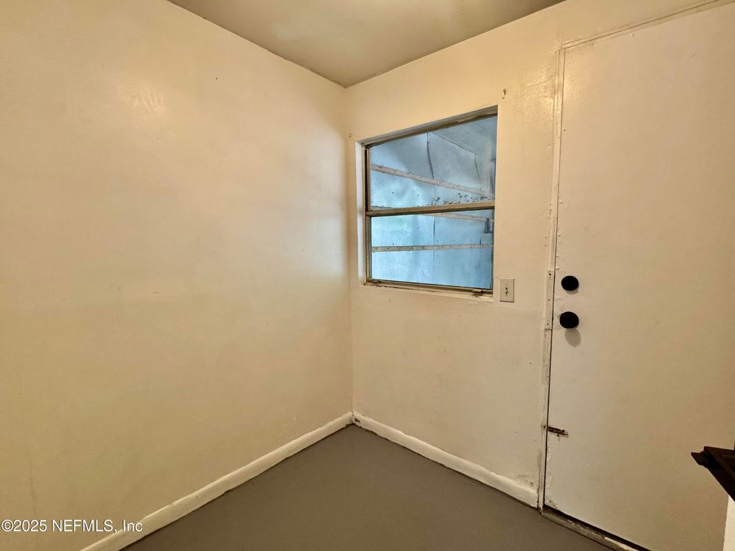 Building Photo - 1851 Doyon Ct