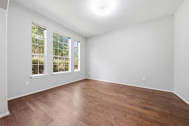 Building Photo - 43 N Abram Cir