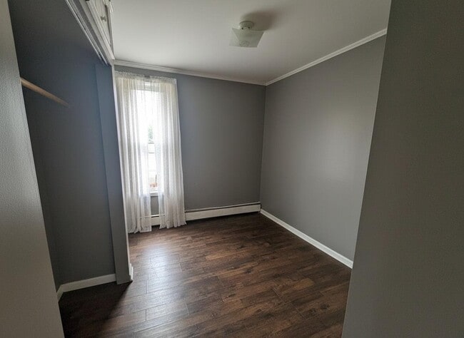 Building Photo - 125 Caroline Ave