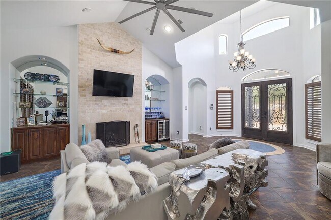 Building Photo - 15203 Lariat Trail