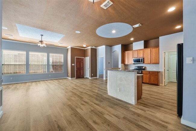 Building Photo - 17303 Brookhollow Ct Dr