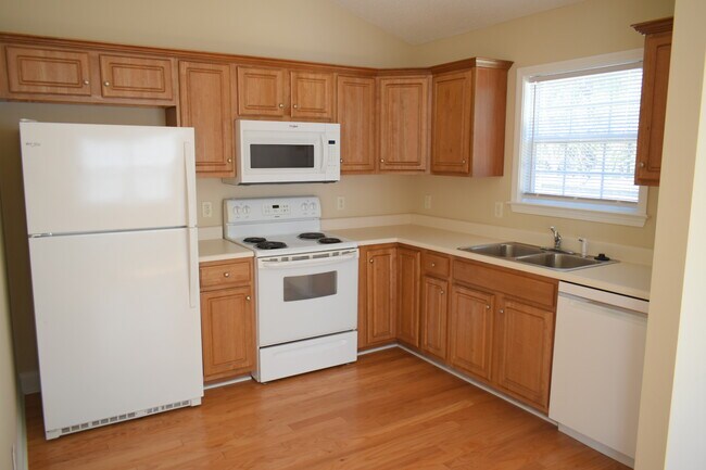 Building Photo - 1528 Wagon Ct