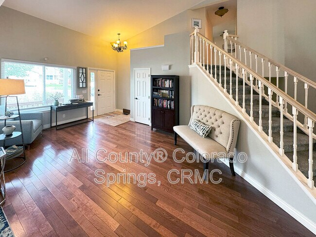 Building Photo - 2970 Haystack Dr