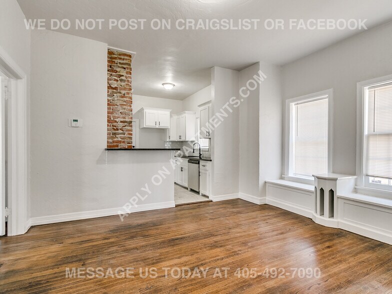 Building Photo - 1130 NW 39th St