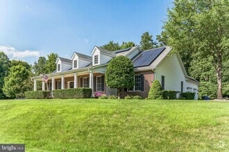 Building Photo - 8941 Grotto Ct