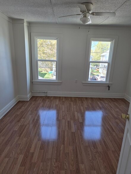 Building Photo - 53 Cherry St