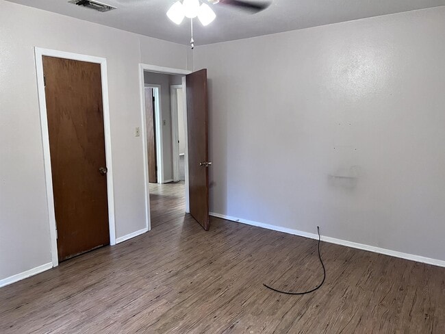 Building Photo - 389 Co Rd 4120