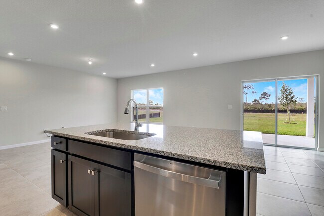 Building Photo - 15404 SW American St