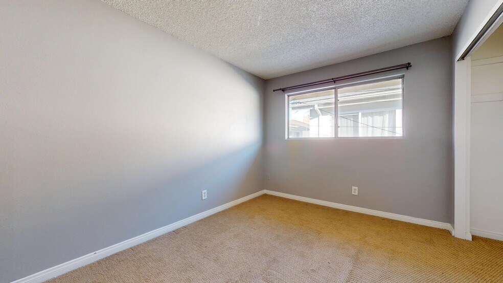 Building Photo - 1306 Amethyst St