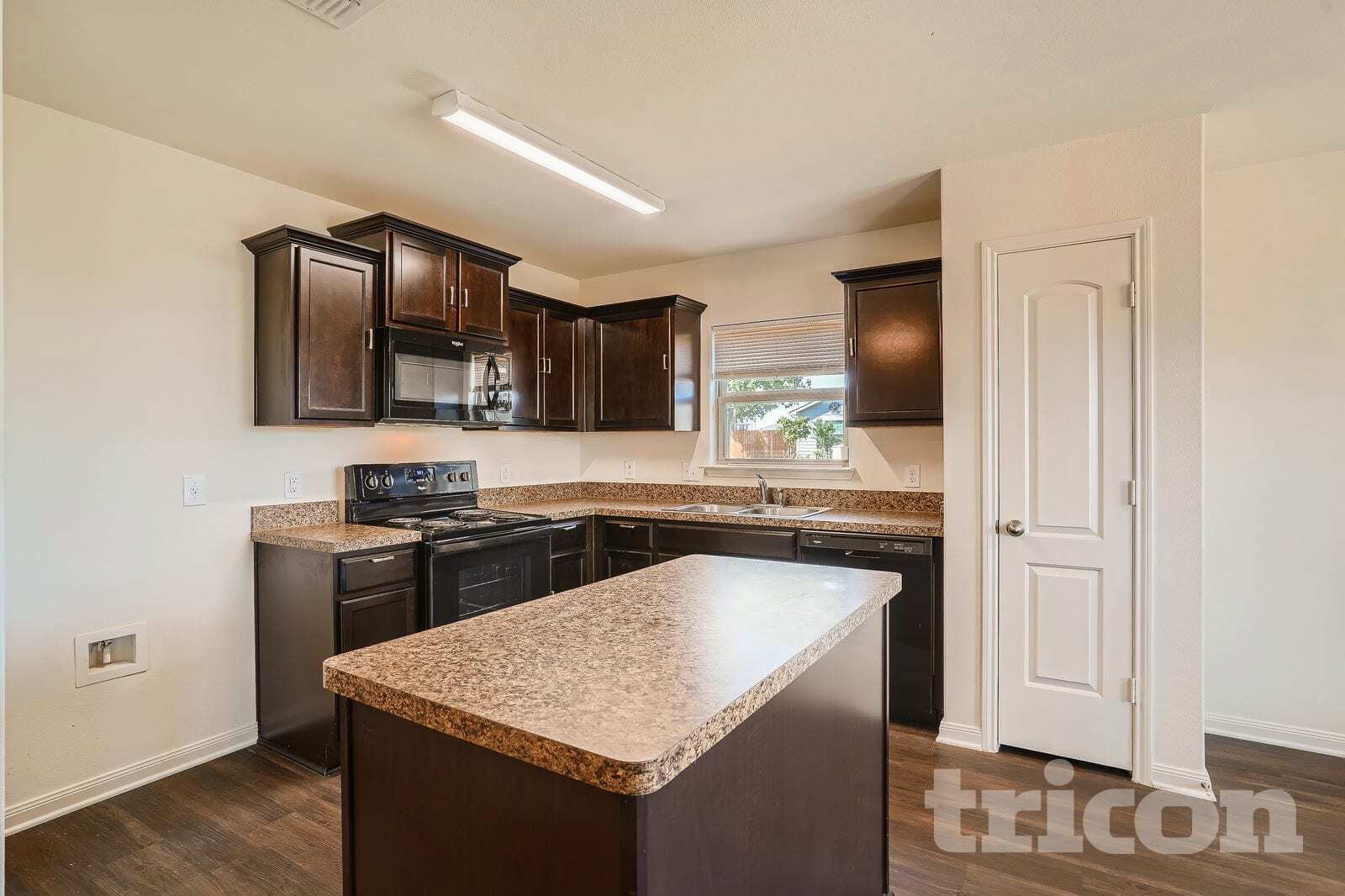 Building Photo - 1367 Barrel Dr