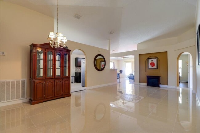 Building Photo - 6197 SE 80th Ct
