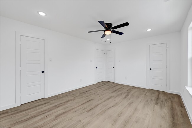 Building Photo - 8023 Birmingham St