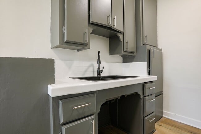 Floorplan - Catalina Apartments