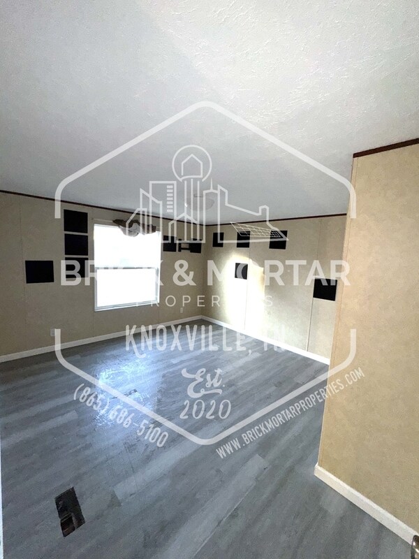 Building Photo - 3616 Somerset Ln