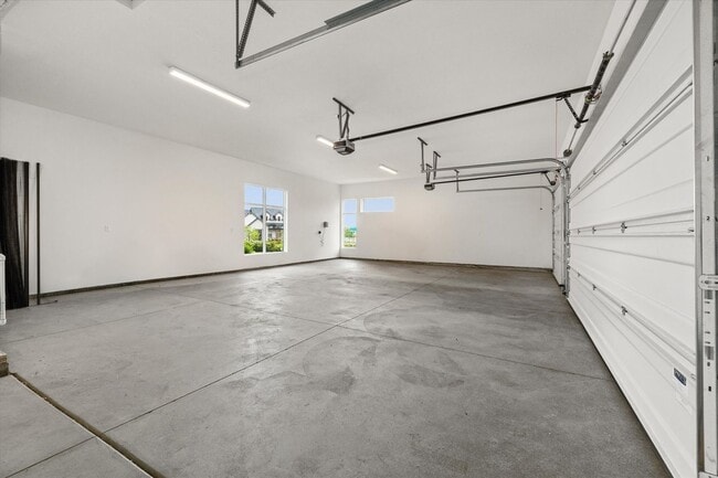 Building Photo - 7786 W Diamond Lk Dr