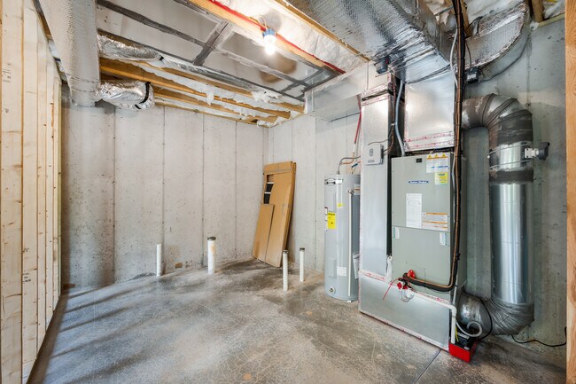 Building Photo - 415 Kershaw Dr