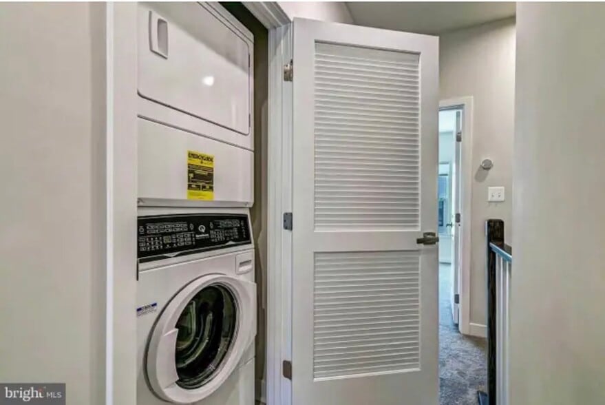 Building Photo - 2820 Arts Vista Blvd