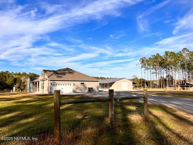Building Photo - 3103 Co Rd 121
