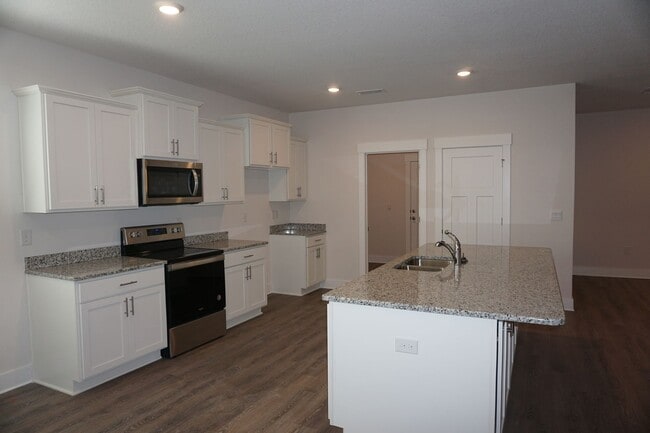 Building Photo - New Home in Gulf Breeze