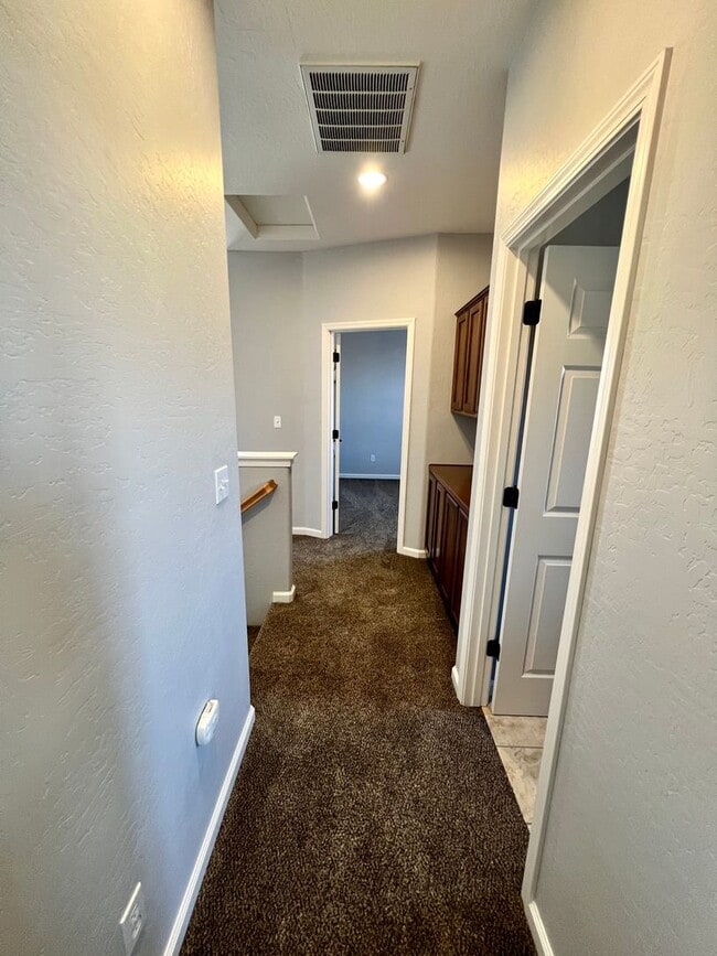 Building Photo - Gated AVALON--