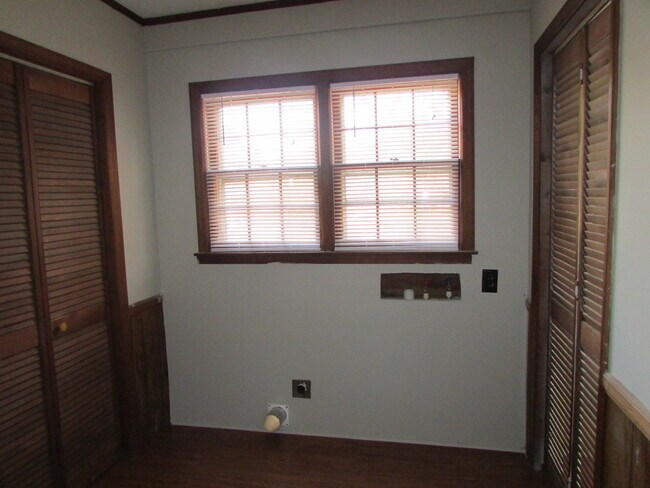 Building Photo - Cute 2 Bedroom Home available in Stanley!!
