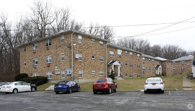 Primary Photo - Knox Village Apartments