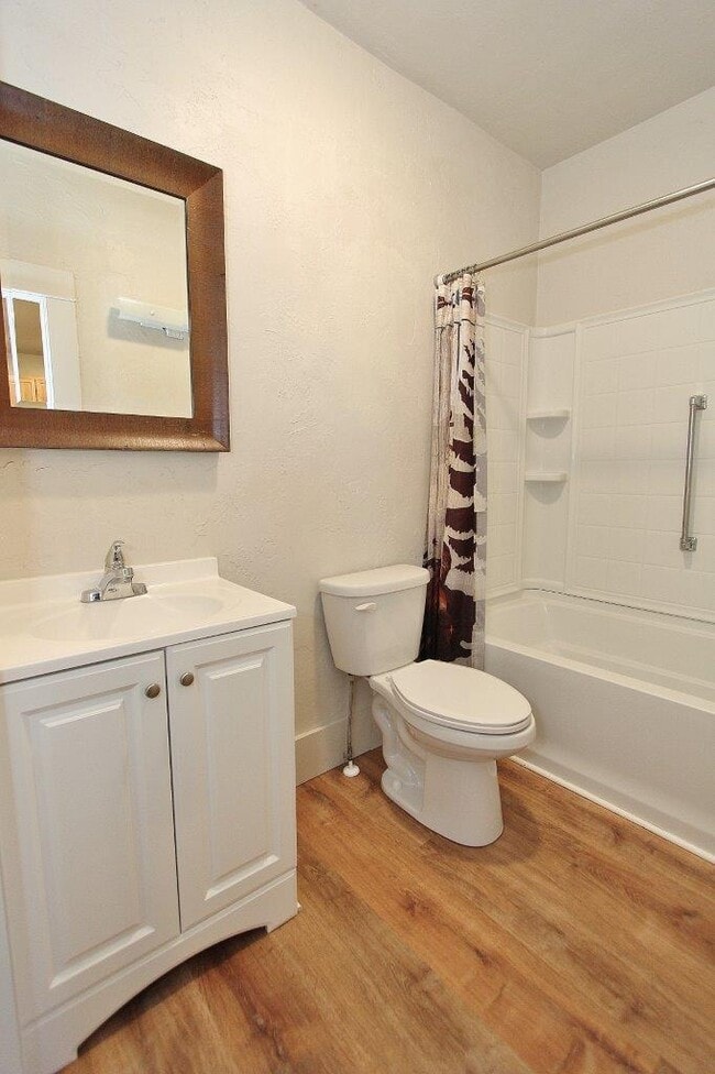 Building Photo - 3344 W South Slope Rd