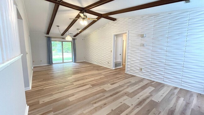 Building Photo - 1607 Burnley Dr