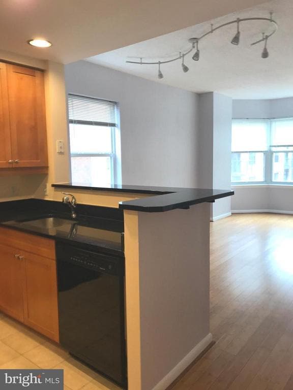 Building Photo - 1111 11th St NW