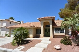 Building Photo - 4913 Forest Oaks Dr