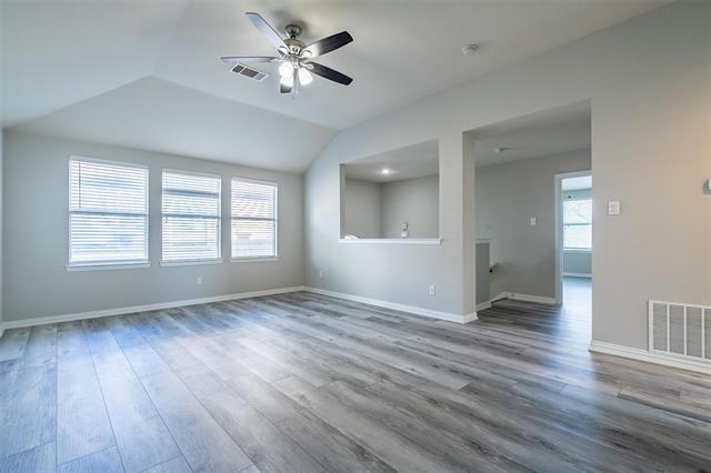 Building Photo - 1528 Canary Dr