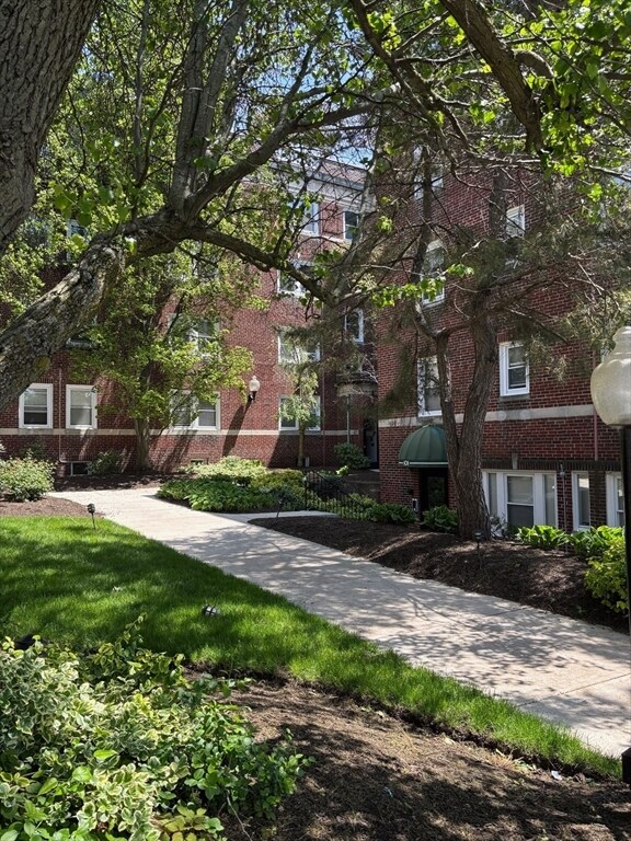 Primary Photo - 109 Summer St