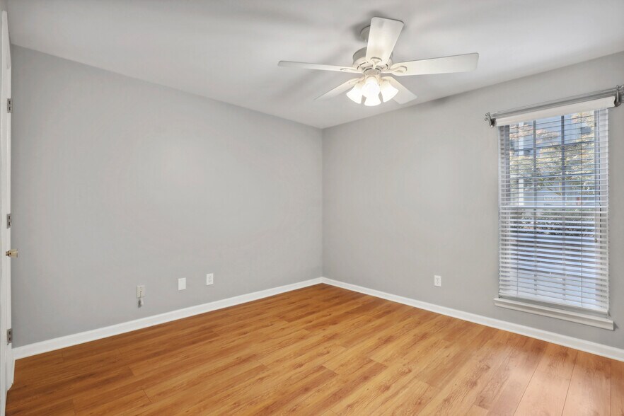 Bedroom - 514 Granville Ct