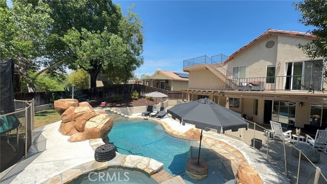 Building Photo - 30537 Longhorn Dr