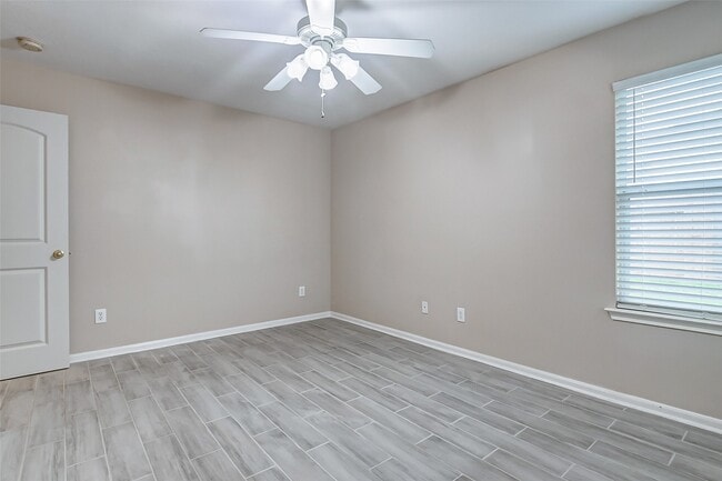 Building Photo - 10822 Cane Grove Ln