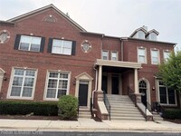 Building Photo - 29285 Glen Oaks Blvd E