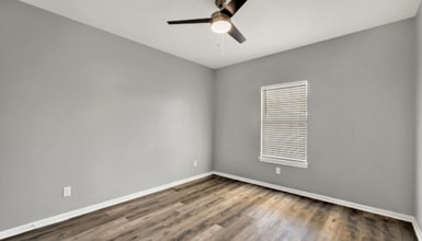 Building Photo - Partially Furnished 4 bed 4 bath near campus!