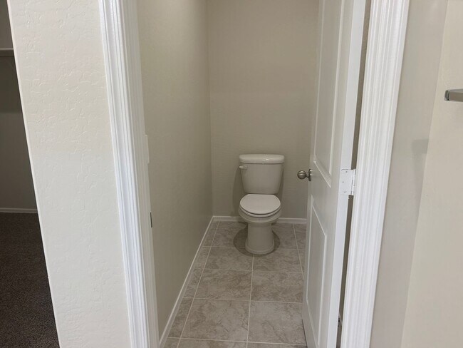 Building Photo - Brand New 4 Bedroom Home