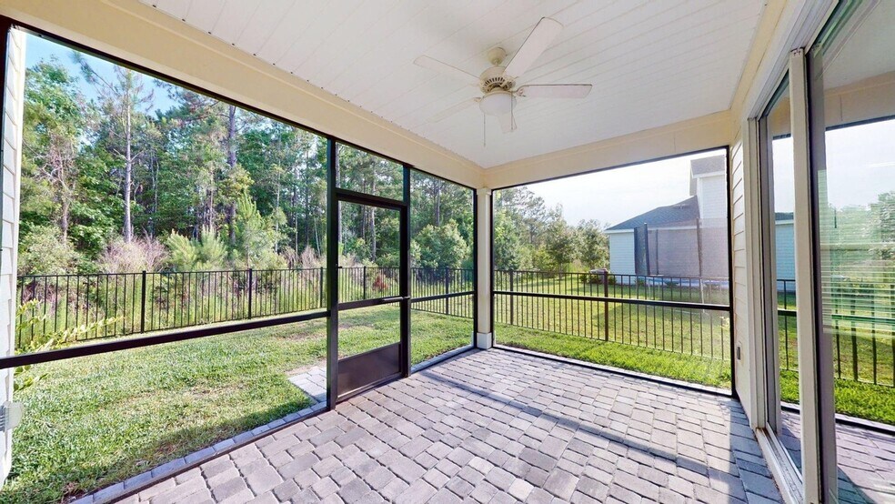 Building Photo - 177 Killarney Ave