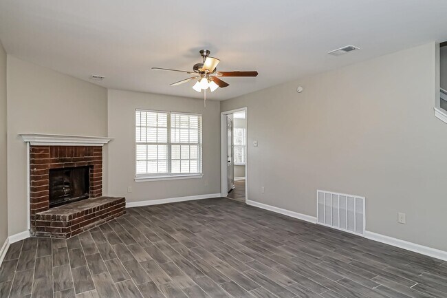 Building Photo - 5377 Ragan Ridge Dr