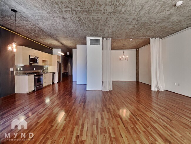 Building Photo - 1818 L St