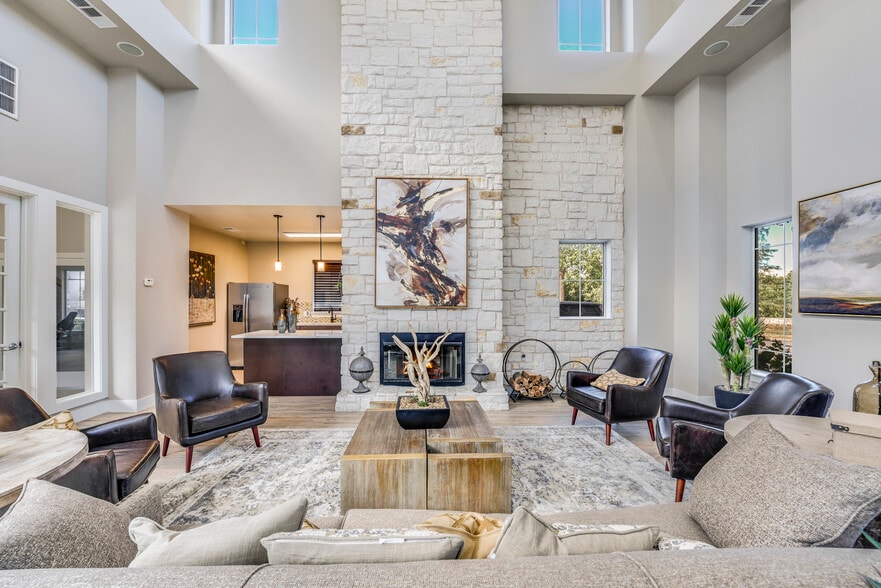 New Clubhouse - Acclaim at South Congress